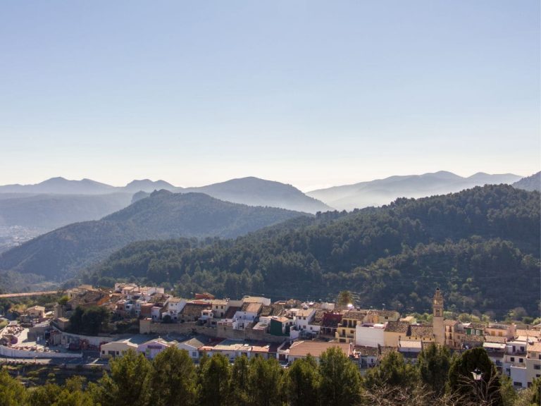 rutas de senderismo en la vall de laguar