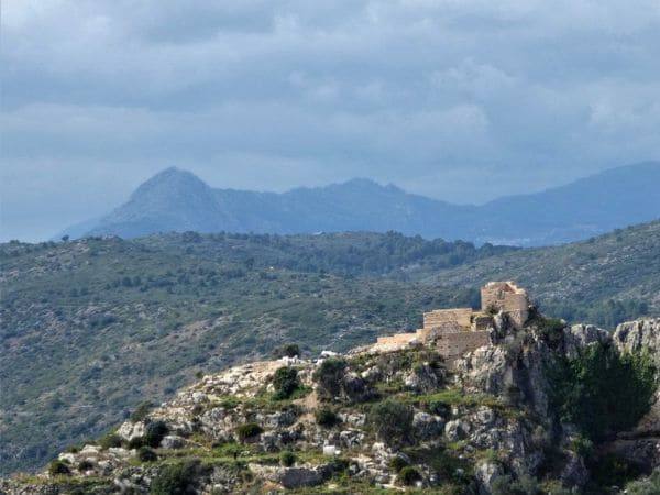 ruta del castillo del ocaive